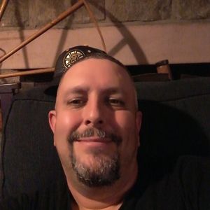 Meet your Posher, Derek